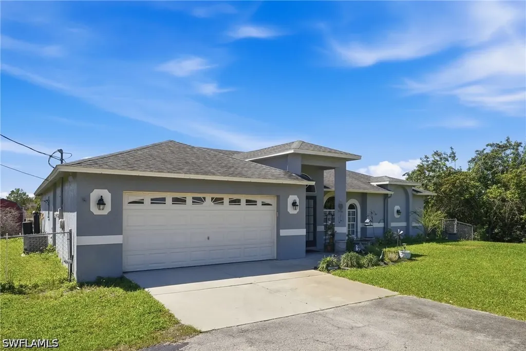 2988 29th Avenue NE Naples FL 34120