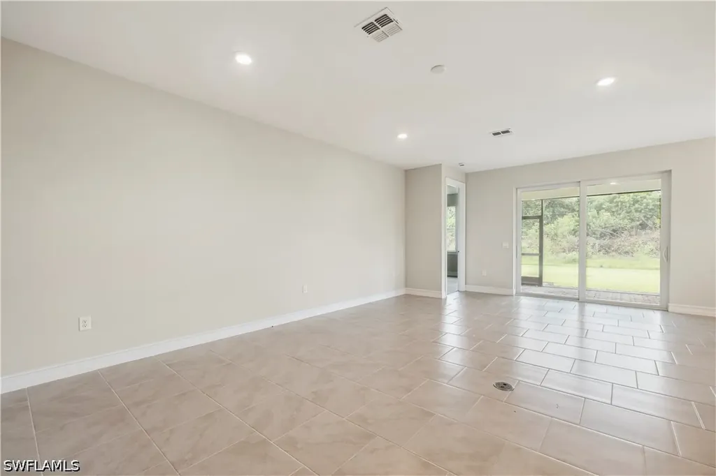16921 Elkhorn Coral Drive North Fort Myers FL 33903