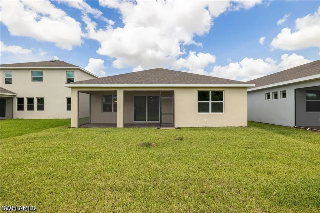 16921 Elkhorn Coral Drive North Fort Myers FL 33903