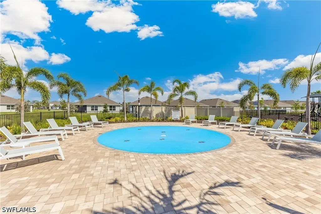 16921 Elkhorn Coral Drive North Fort Myers FL 33903