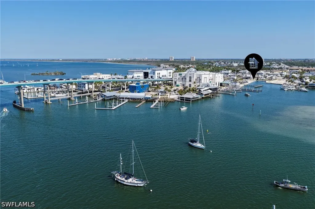 19281 #8 San Carlos Boulevard Fort Myers Beach FL 33931