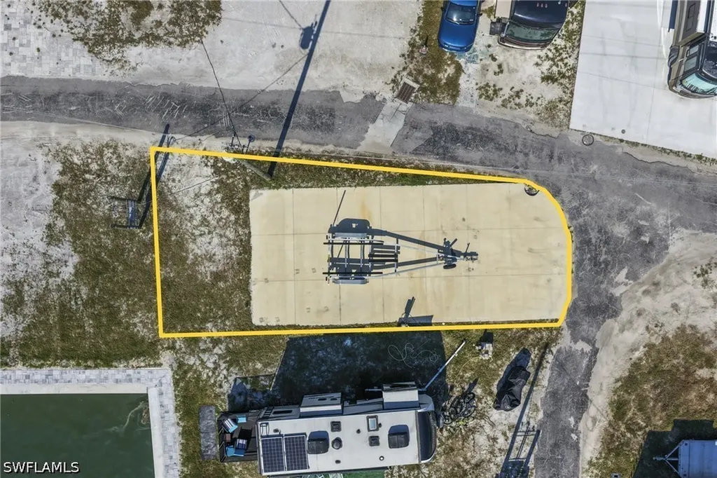 19281 #8 San Carlos Boulevard Fort Myers Beach FL 33931