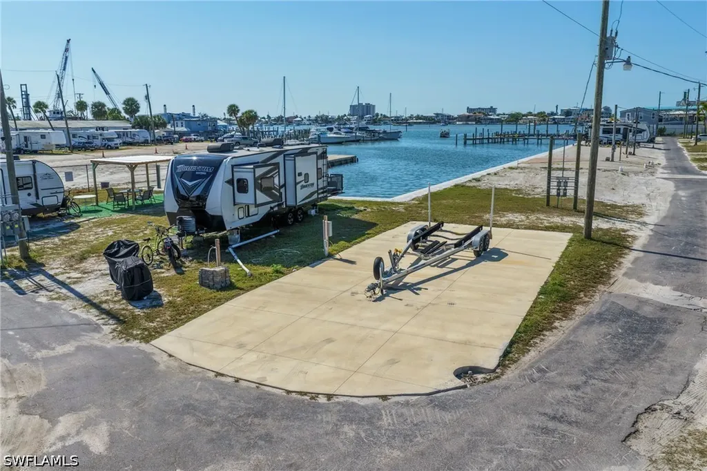 19281 #8 San Carlos Boulevard Fort Myers Beach FL 33931