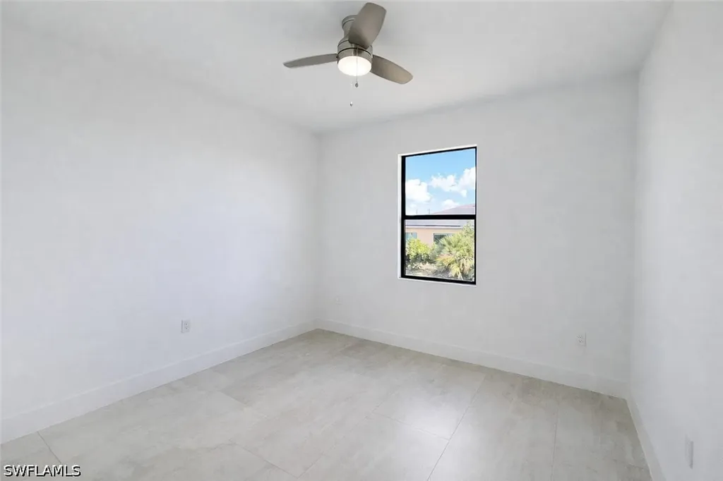 211 NW 25th Avenue Cape Coral FL 33993