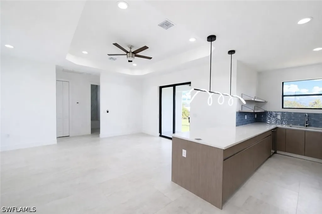 211 NW 25th Avenue Cape Coral FL 33993
