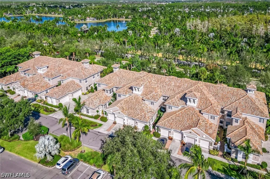 3985 Deer Crossing Court Naples FL 34114