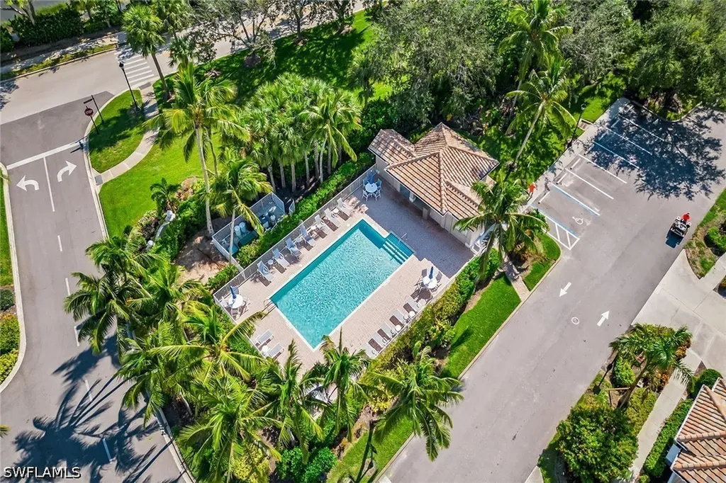 3985 Deer Crossing Court Naples FL 34114