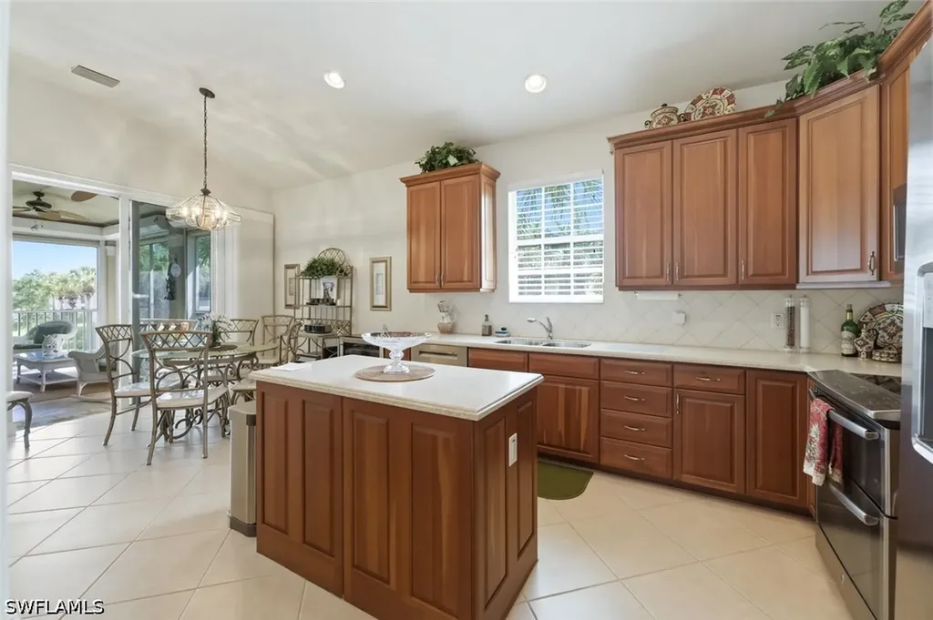 4945 Shaker Heights Court Naples FL 34112