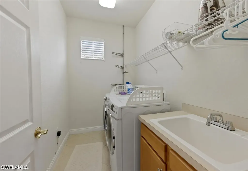 4945 Shaker Heights Court Naples FL 34112