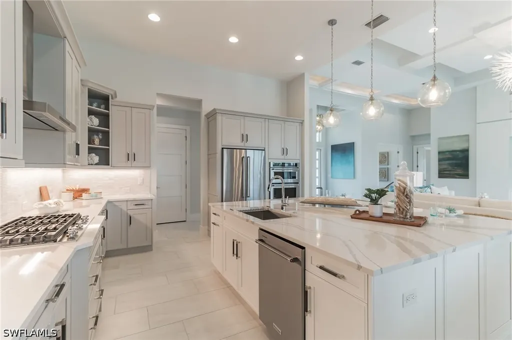 6051 Plana Cays Drive Naples FL 34113