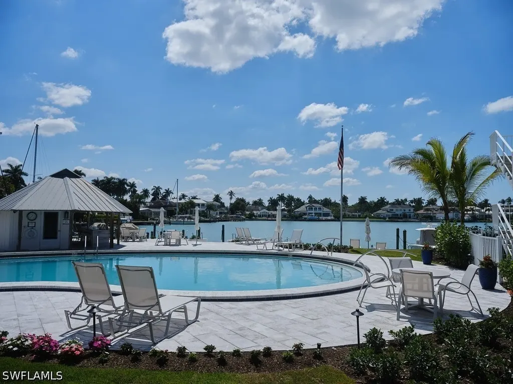 322 Harbour Drive Naples FL 34103