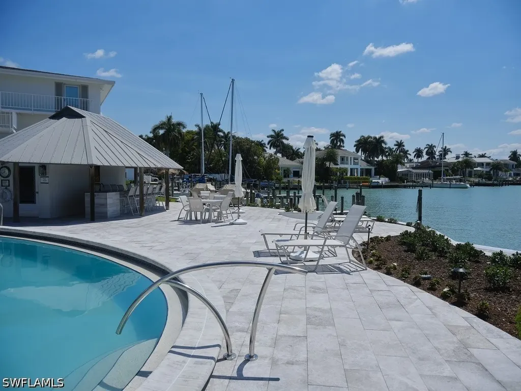 322 Harbour Drive Naples FL 34103