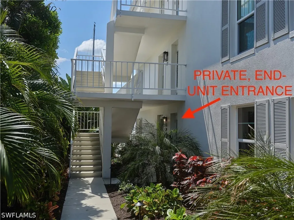 322 Harbour Drive Naples FL 34103