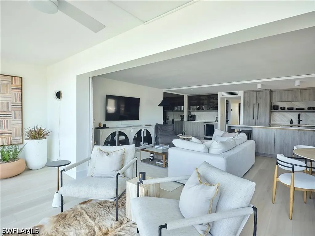 322 Harbour Drive Naples FL 34103