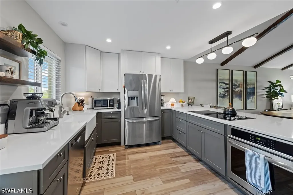 843 Palm View Drive Naples FL 34110