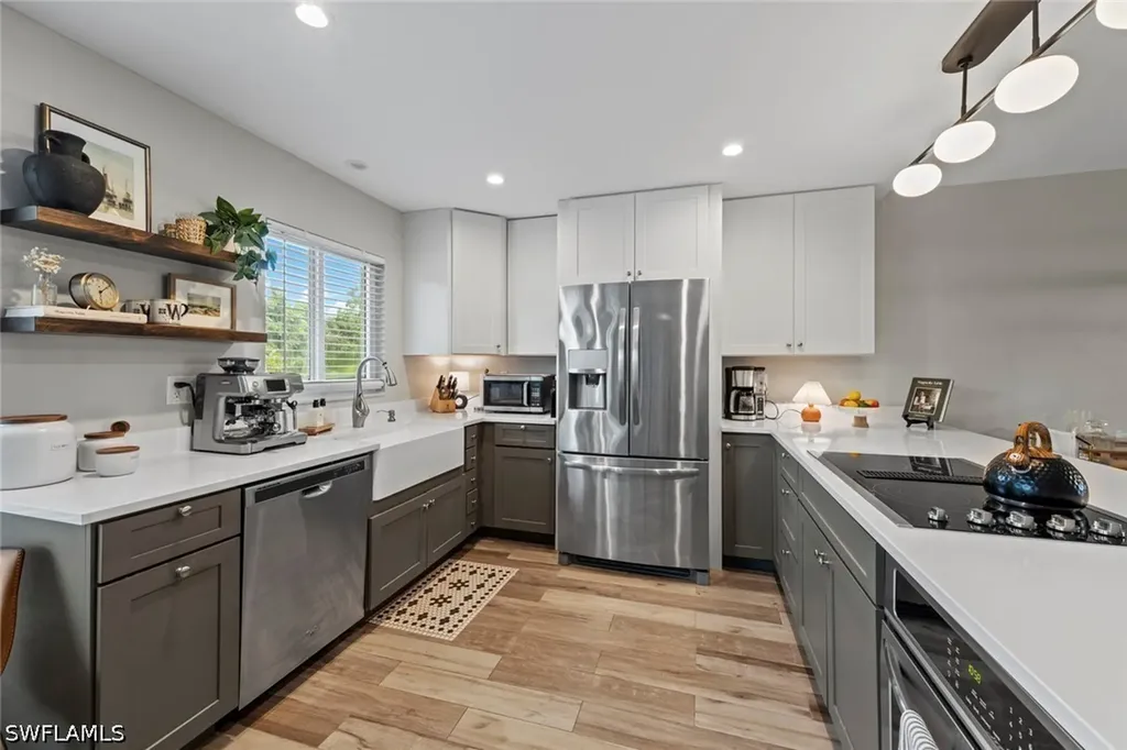 843 Palm View Drive Naples FL 34110