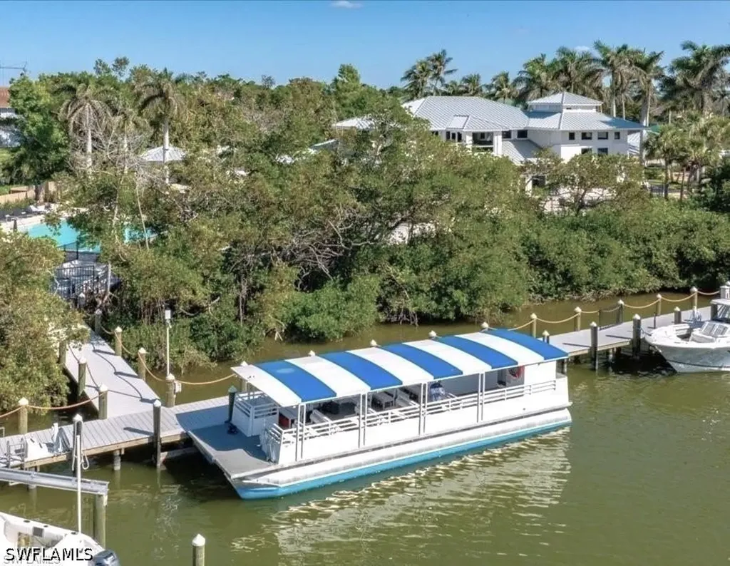 770 Tarpon Cove Drive SE Naples FL 34110