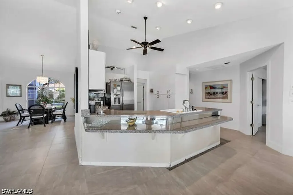 532 Roma Court Naples FL 34110