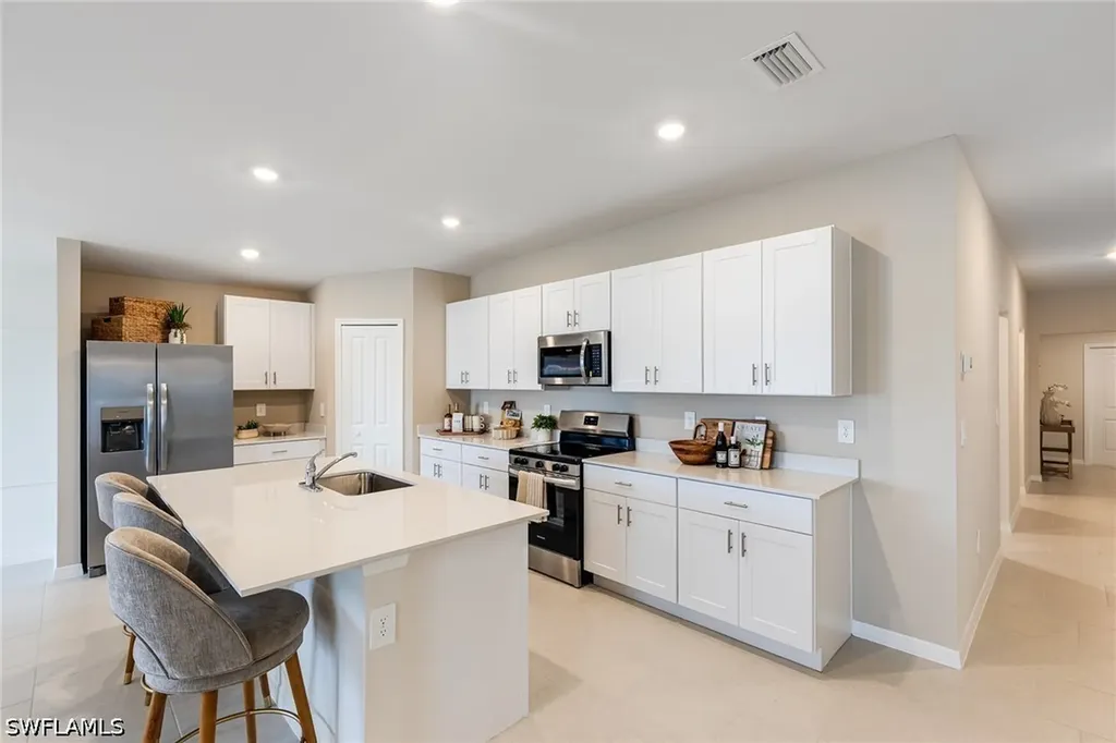 11909 Savanna Lakes Boulevard Lehigh Acres FL 33936
