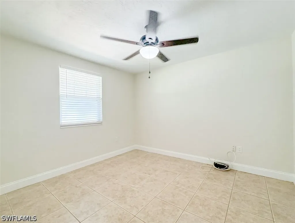 746 109th Avenue N Naples FL 34108