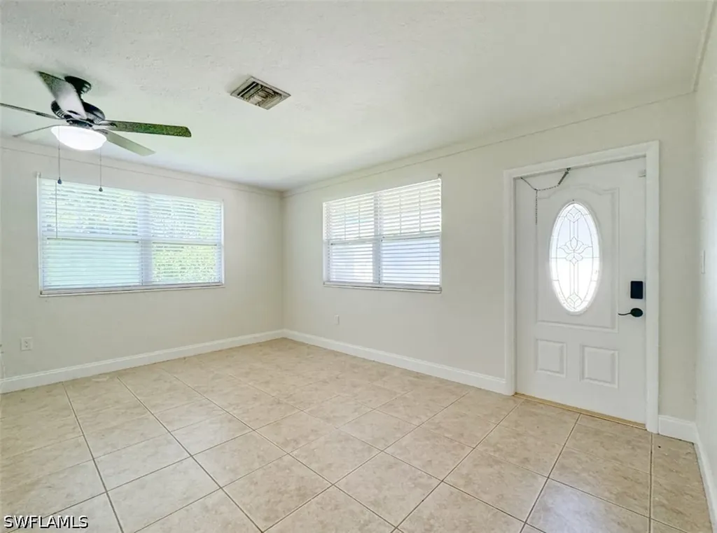 746 109th Avenue N Naples FL 34108