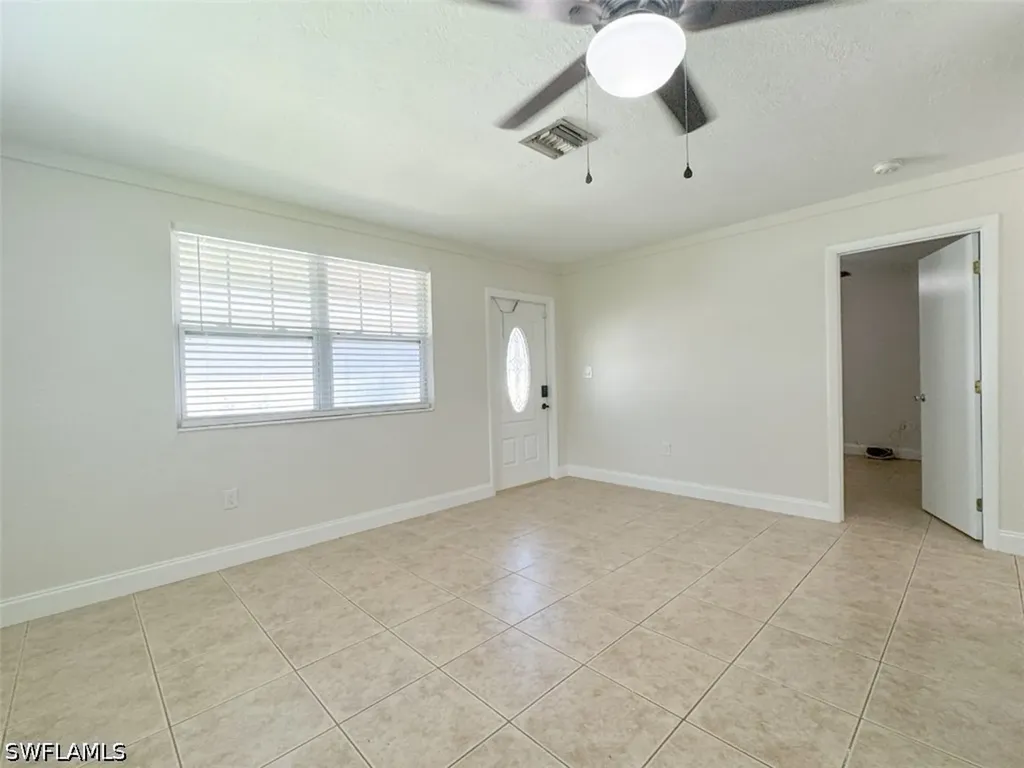 746 109th Avenue N Naples FL 34108