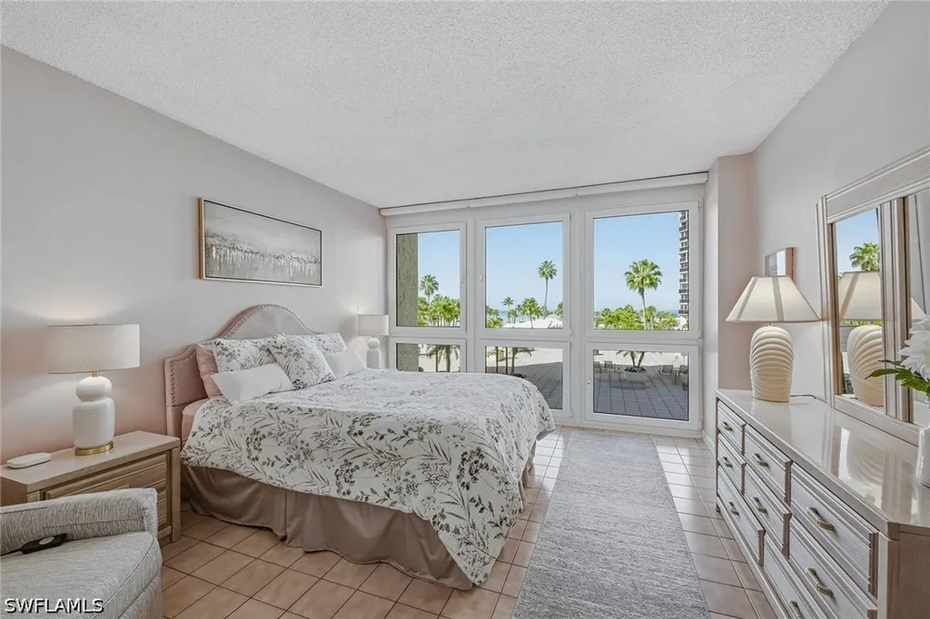 4031 Gulf Shore Boulevard N Naples FL 34103