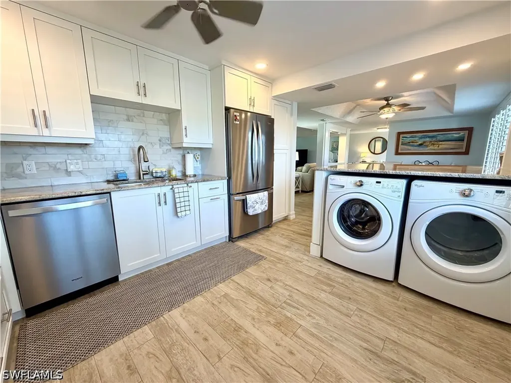 105 Penny Lane Naples FL 34112