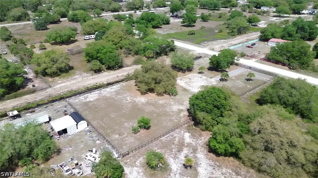 180 N Datil Street Clewiston FL 33440