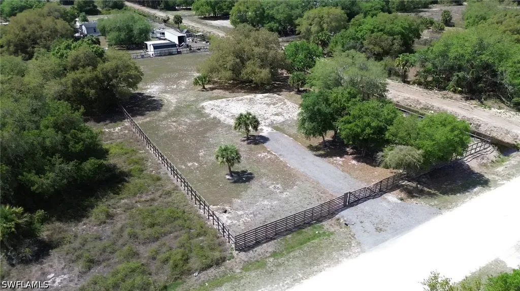 180 N Datil Street Clewiston FL 33440