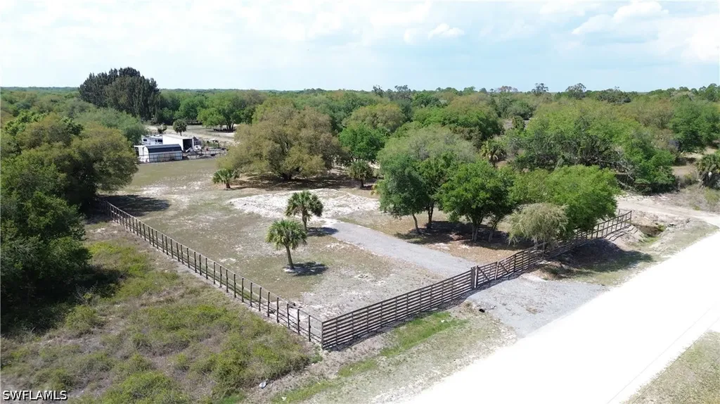 180 N Datil Street Clewiston FL 33440