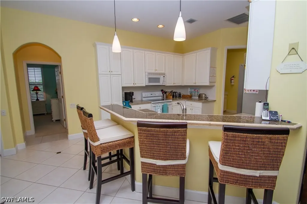 8229 Allendale Court Naples FL 34120