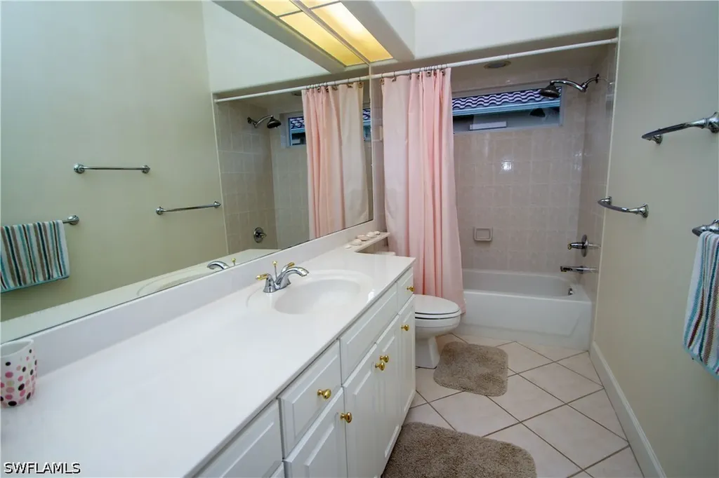 8229 Allendale Court Naples FL 34120