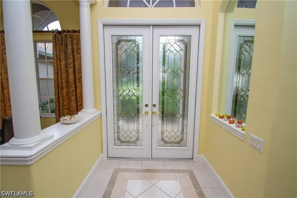 8229 Allendale Court Naples FL 34120