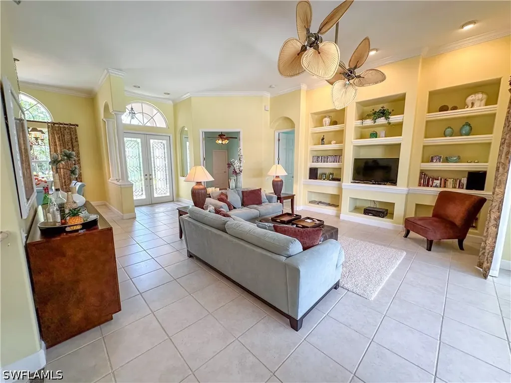 8229 Allendale Court Naples FL 34120