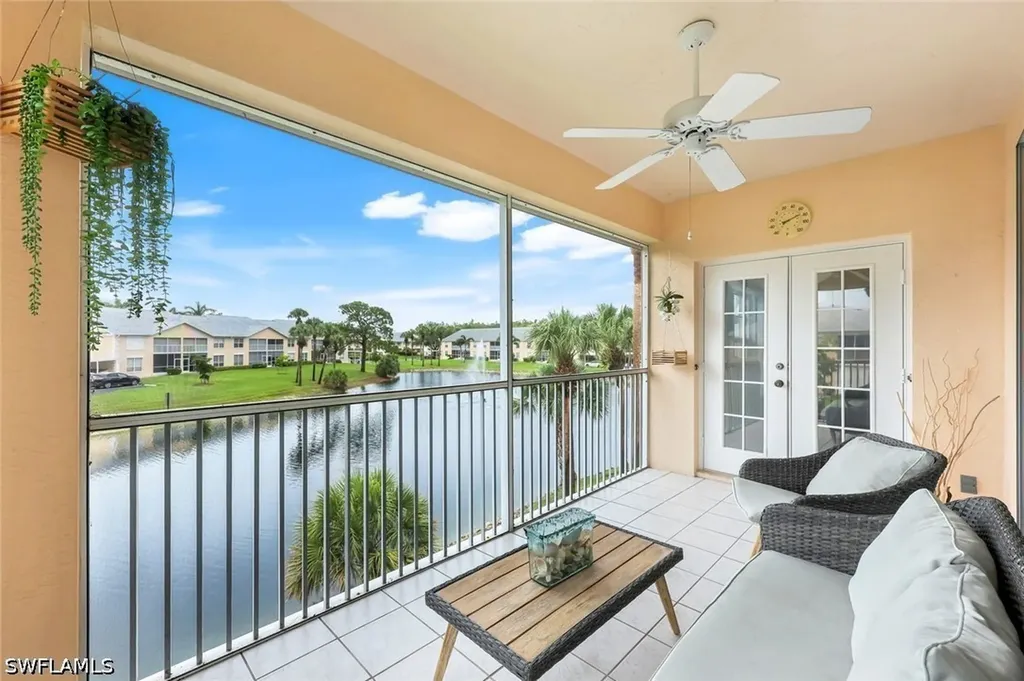 437 Wiggins Lake Court Naples FL 34110