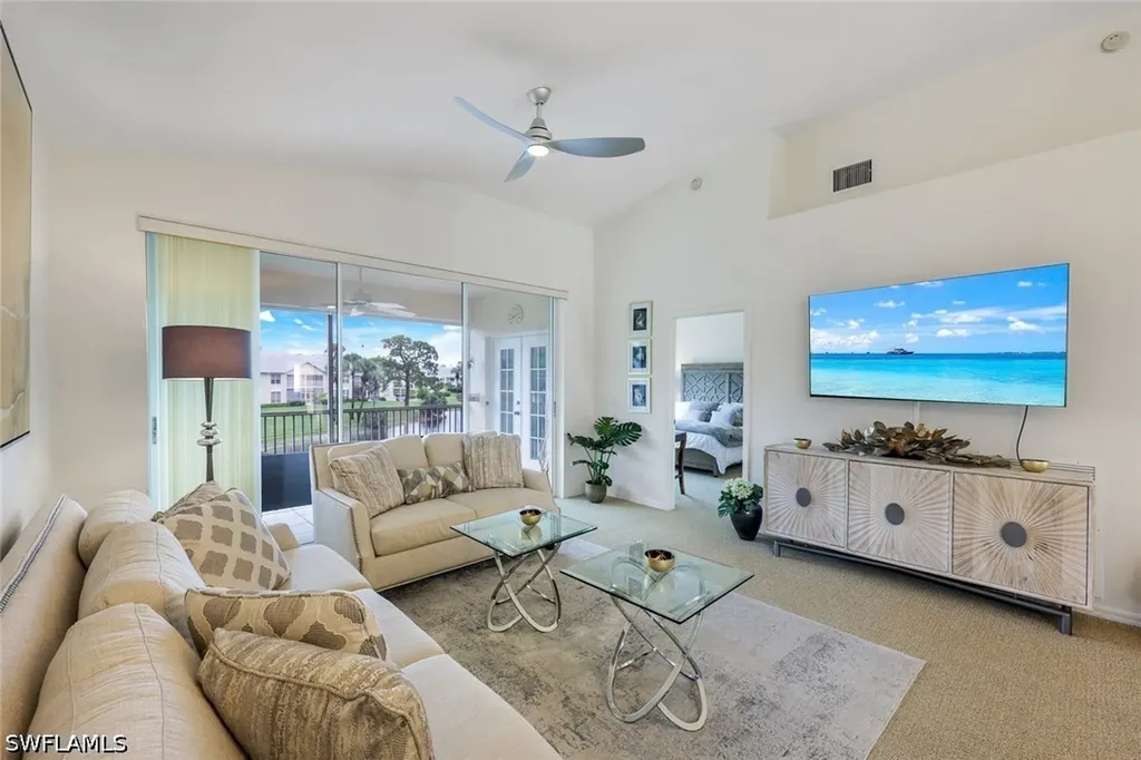 437 Wiggins Lake Court Naples FL 34110
