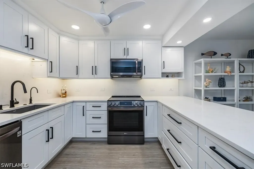 Naples FL, 1772 Bald Eagle Drive, Unit 504A