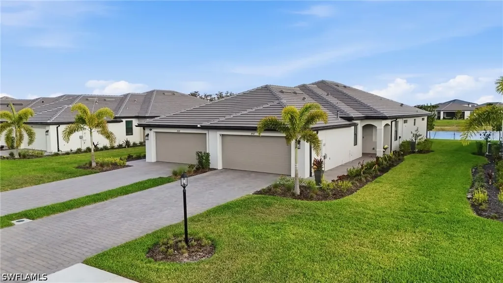 19545 Hinkley Drive Estero FL 33928