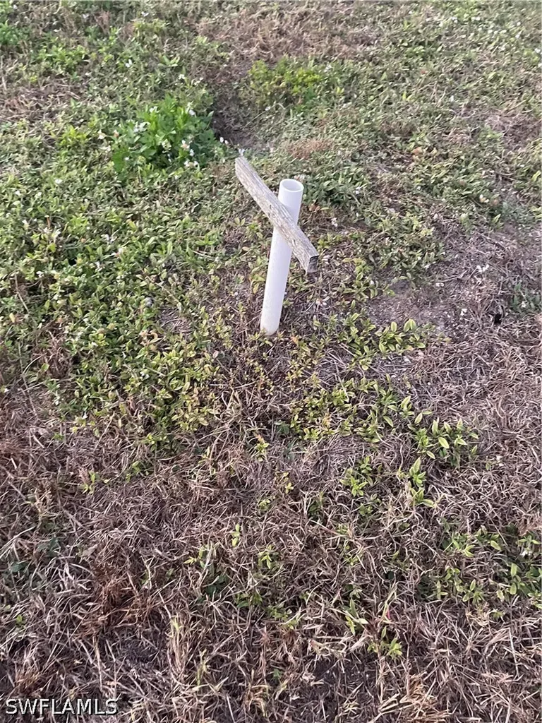 500 SE 31st Terrace Cape Coral FL 33904