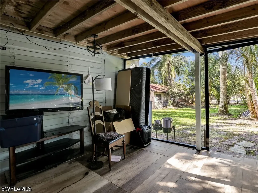 1132 River Road North Fort Myers FL 33903