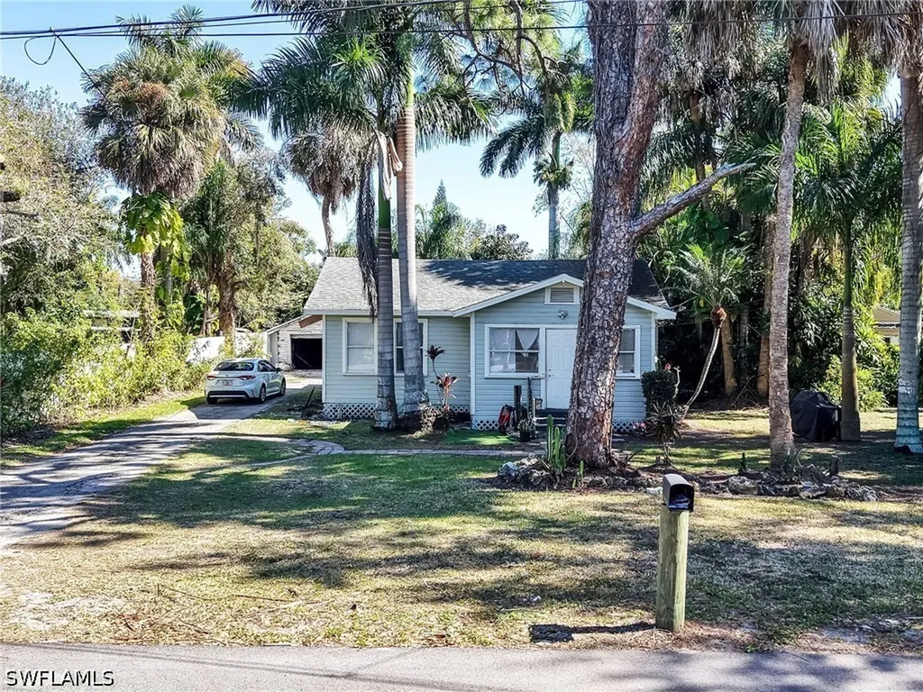 1132 River Road North Fort Myers FL 33903