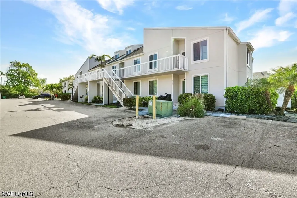 Marco Island FL, 2153 San Marco Road, Unit 2-203