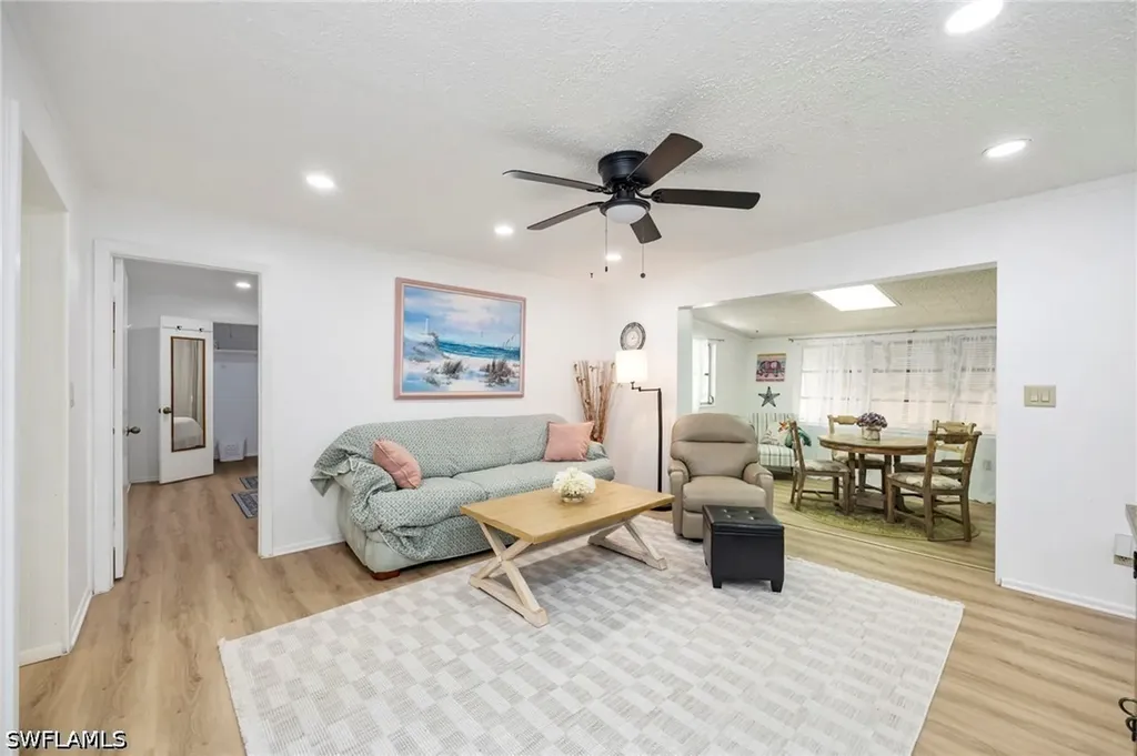 2261 11th Street N Naples FL 34103