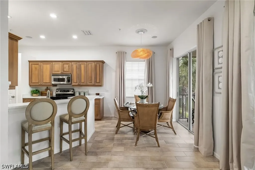 10100 Valiant Court Miromar Lakes FL 33913