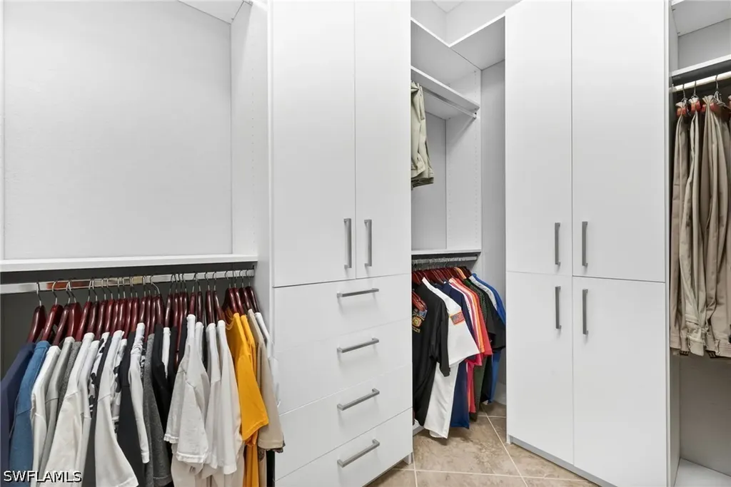 28008 Kerry Court Bonita Springs FL 34135