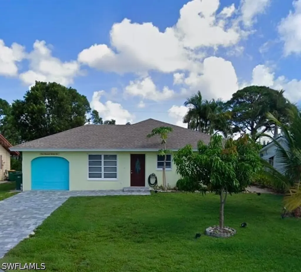 125 4th Street Bonita Springs FL 34134