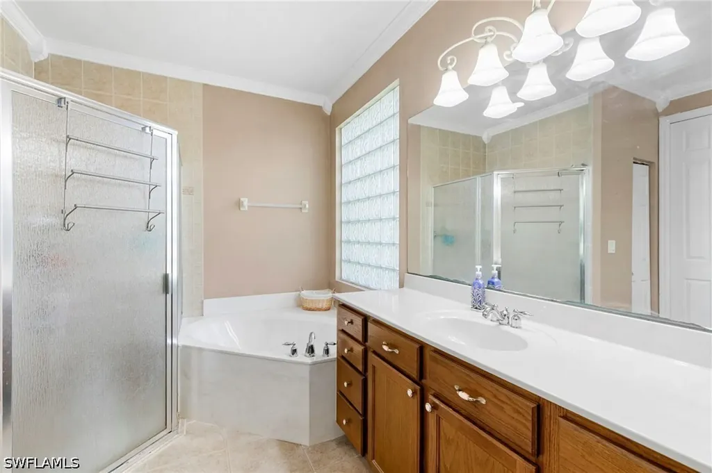 1909 Par Drive Naples FL 34120