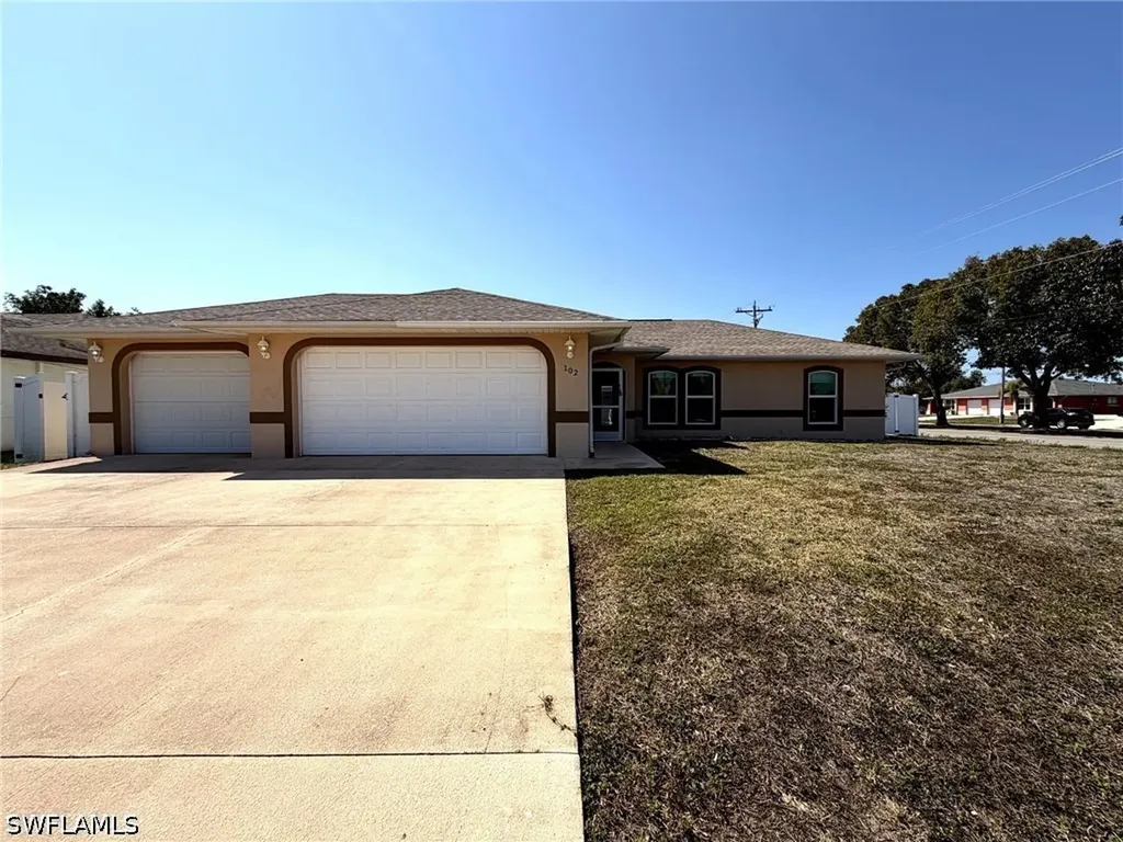 102 SE 43rd Lane Cape Coral FL 33904
