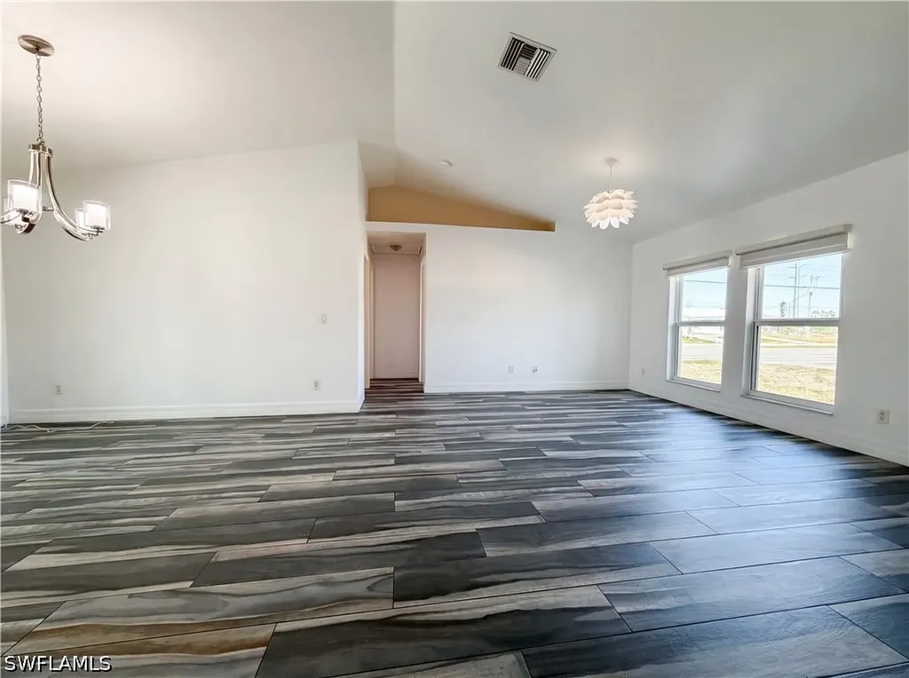 102 SE 43rd Lane Cape Coral FL 33904